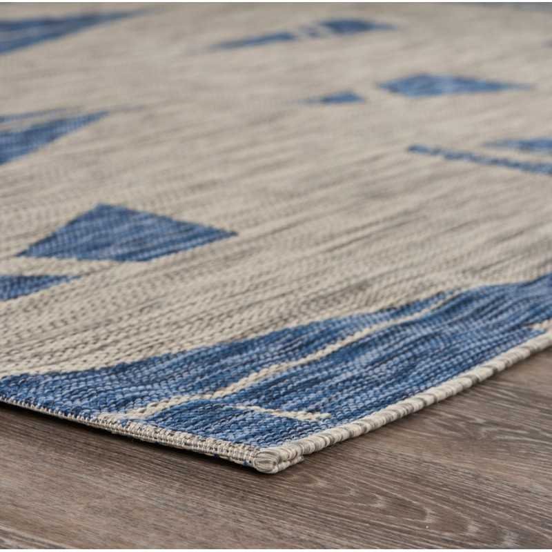 Sails Up Indoor/Outdoor Accent Rug Product Dimensions 1'10